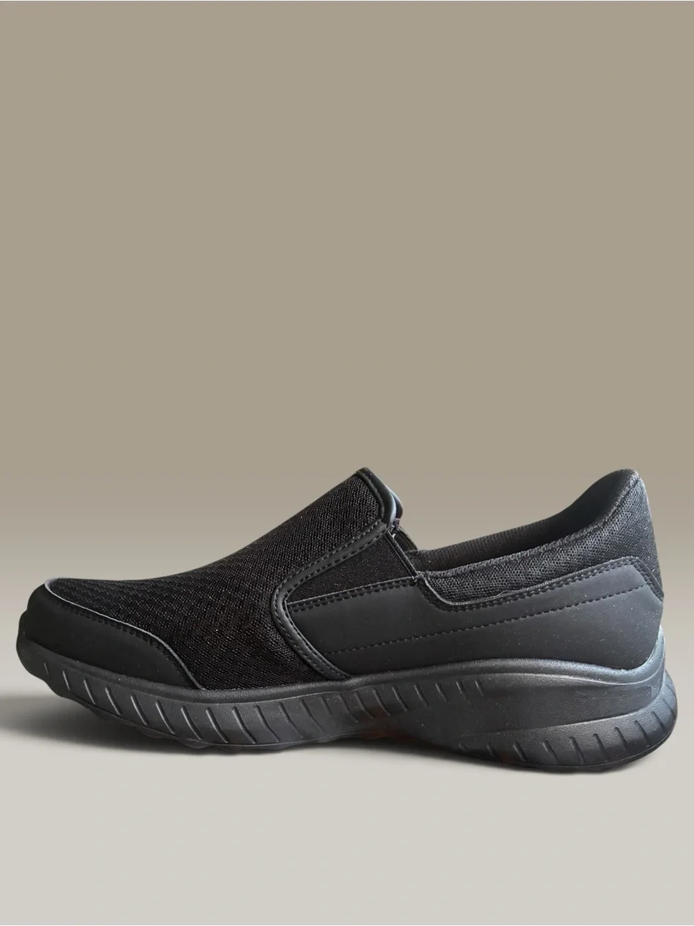 Skechers Work Squad Chaos SR - Urgran Men’s Size 9.5 Work Shoes